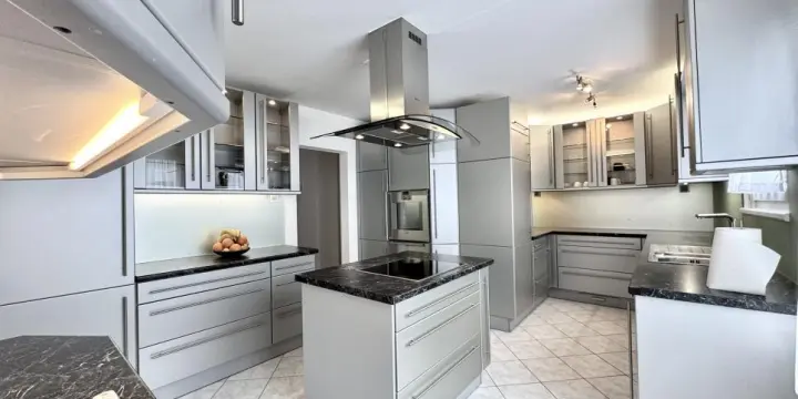 Superbe attique proche du lac et de Nestlé