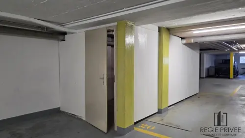 Dépôt à Pully