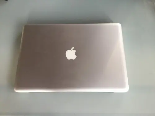 Apple MacBook Pro 15' à bale
