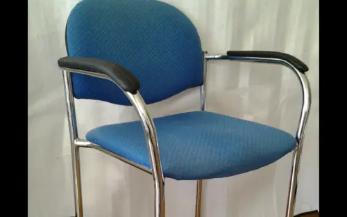 6 chaises très confortables très solides à morat