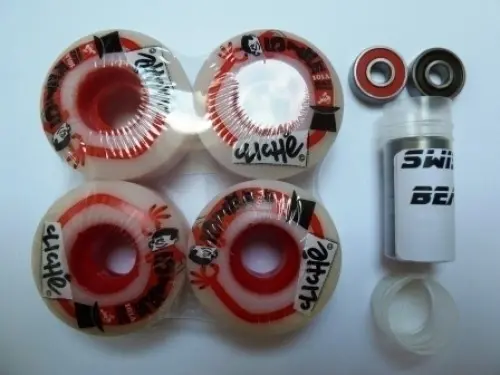 Pro Skate Wheels + SwissTech Bearings à Morges