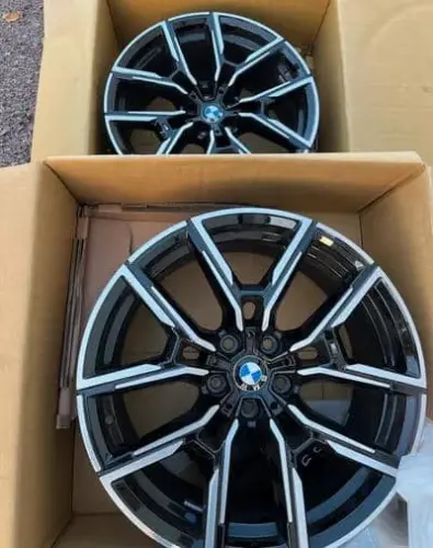 BMW 19 Zoll M859 Felgen à soleure