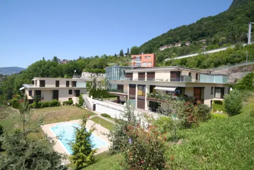 EXCLUSIF - BELLE VUE - CALME - PISCINE à Montreux