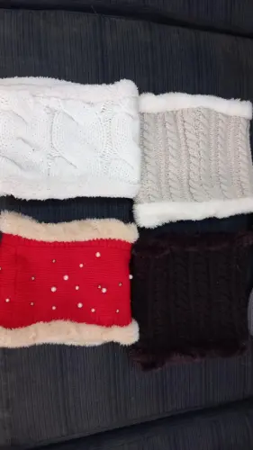 Echarpe  pour  filles à Allaman