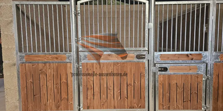 Boxes pour Chevaux & Boxes intérieures | Façades de Boxes