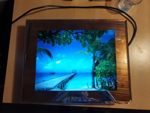 un jolie tableau éclairer à 1053 Cugy VD