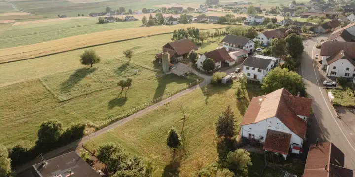 À vendre terrain de 1440 m2 pour nouvelle construction à Bure