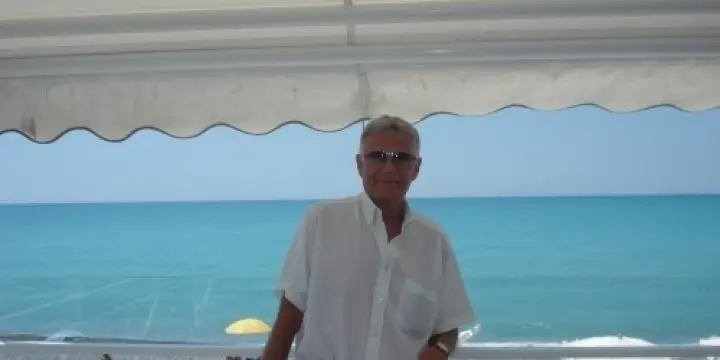 homme  agréable  Nice