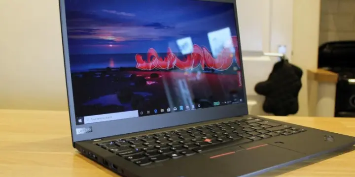 Lenovo X1 Carbon 7th Gen 4K i7 1TB 4G