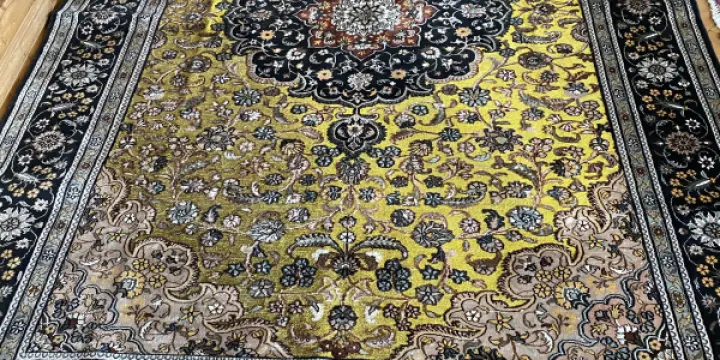 A vendre 2 tapis de luxe 180x280