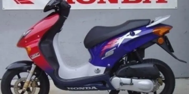 Scooter Honda SZX 50 