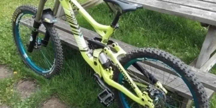Vends Comencal supreme dh v3 2013