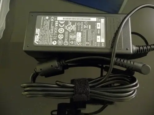 Alimentation PC Asus ADP 65JH 19v 3,42A  à geneve