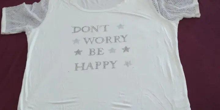 T-Shirt blanc "Don't worry, be happy" Neuf