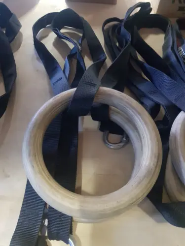 Ring crossfit Rogue avec sangle à Niouc / Sierre
