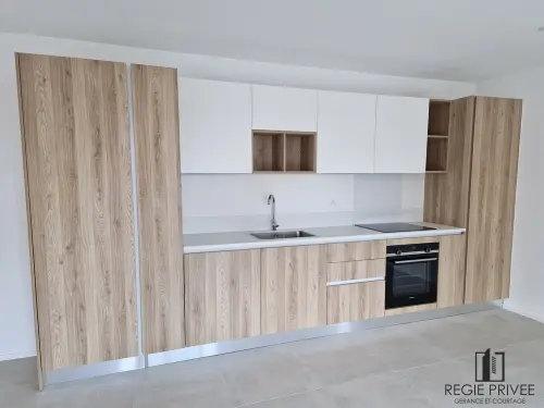 Appartement 4.5 pièces au 1er étage à Gimel
