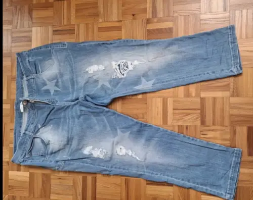 Jeans Alba Moda neuf à Moutier