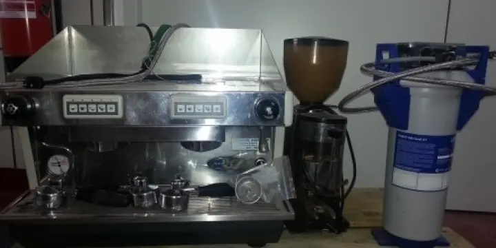 Machine à café avec moulin