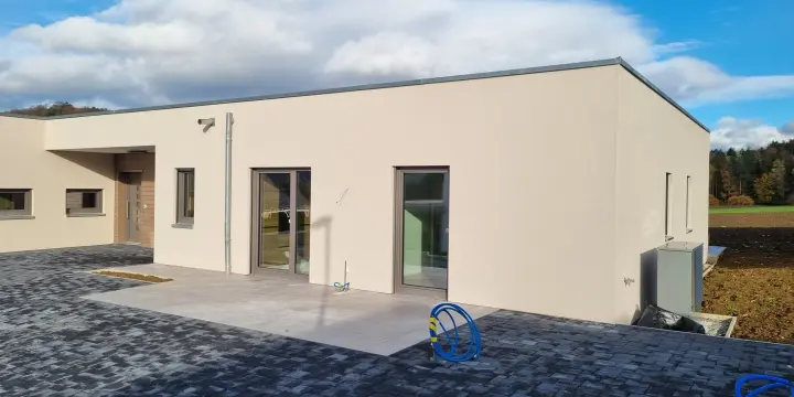 Maison jumelée de 3.5 pièces et 95 m² à louer à Châtillon