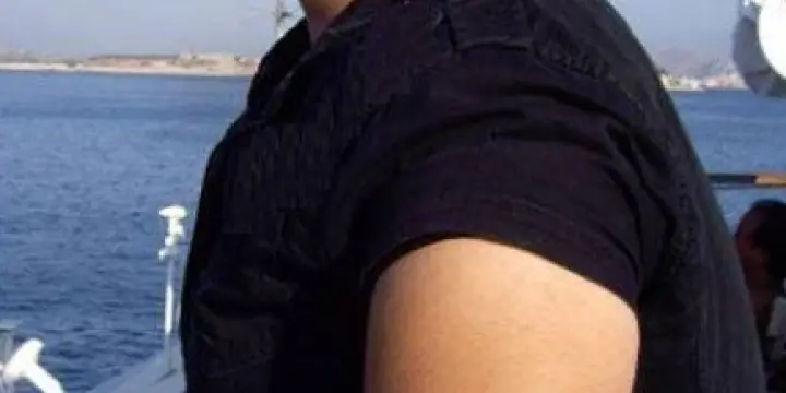 Femme pour relation ami-amant