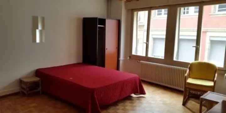 Neuchâtel-centre : Studio en zone piéton