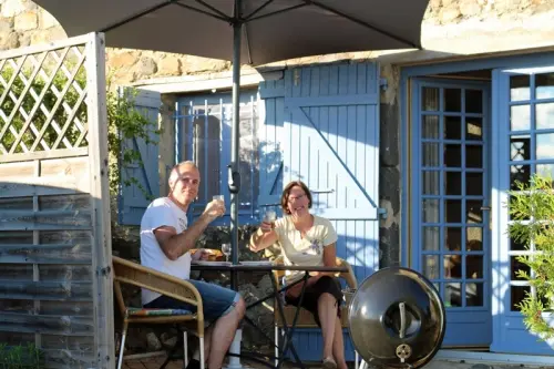 Charmant gite 2p en pleine nature avec jolie vue en Ardèche à St Barthélemy le Plain (Ardèche)
