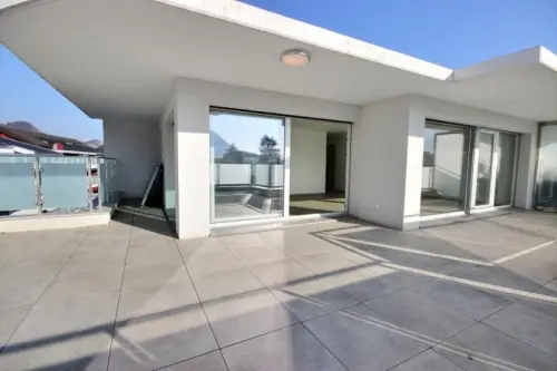 Attique avec Terrasse de 57 m2 à Vétroz