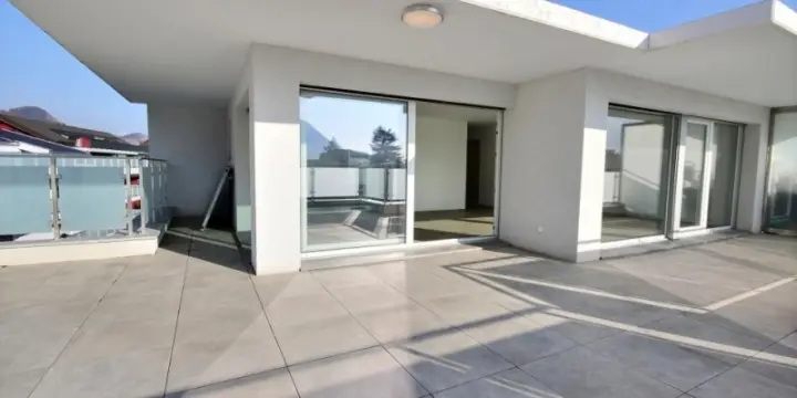 Attique avec Terrasse de 57 m2
