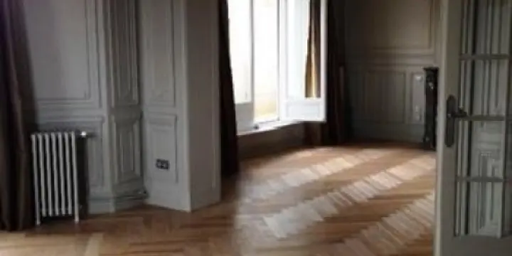 Bureau Rive Gauche en vente 