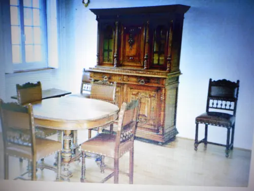 Ensemble salle à manger Henri II à EVIAN