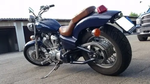 Honda Shadow VT 600 à La Chaux-de-fonds