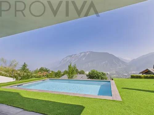 Villa mit Salzwasserpool und Sauna in Venthône - Talblick