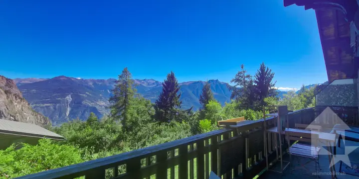 Superbe duplex de 6 pièces au calme et complètement rénové