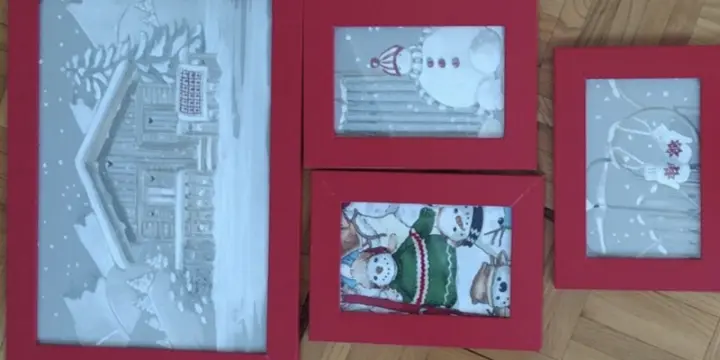 Lot de 4 cadres rouges