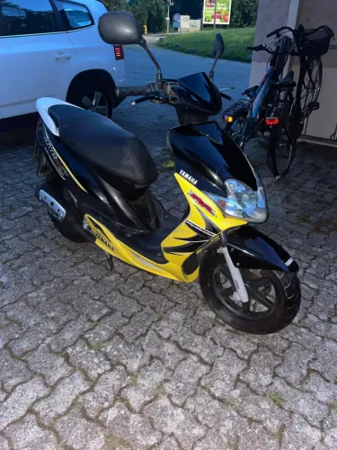 YAHAMA Jog RR 50cc à Vevey