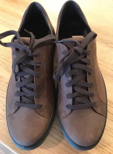 Chaussures hommes neuves 43 (valeur à neuf 189.-) à Sion