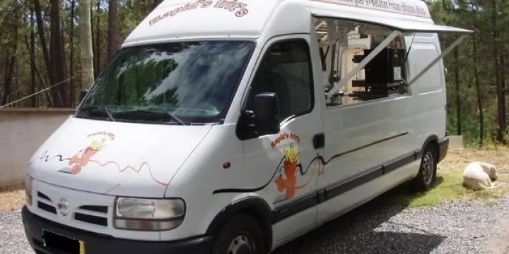 Camion ambulant sandwcherie friterie