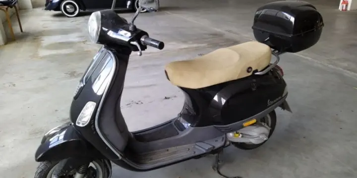 Vespa LX50 2T Nero