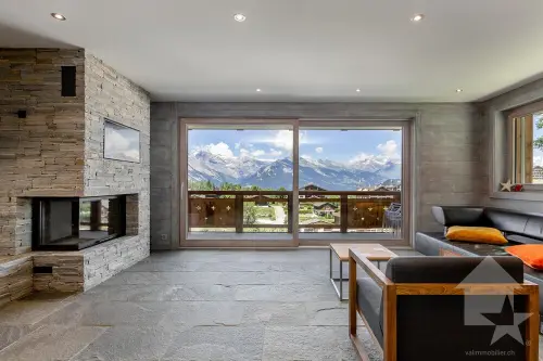 Luxueux appartement de 4.5 p, état de neuf, 3 sdb, vue splendide