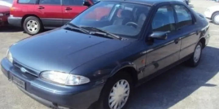 Ford Mondeo 2.0i CLX