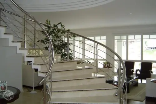 Escaliers, portes, main courante en fer, INOX