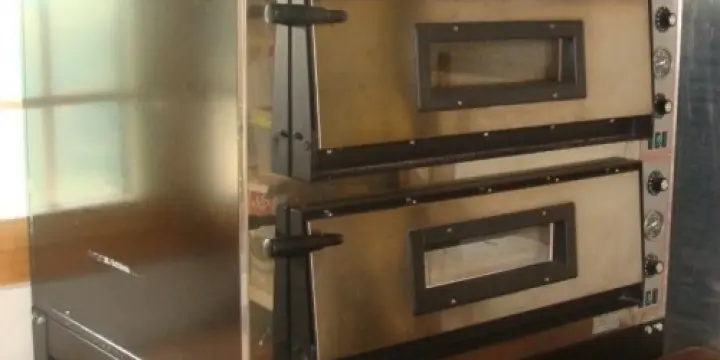 four electrique a pizza