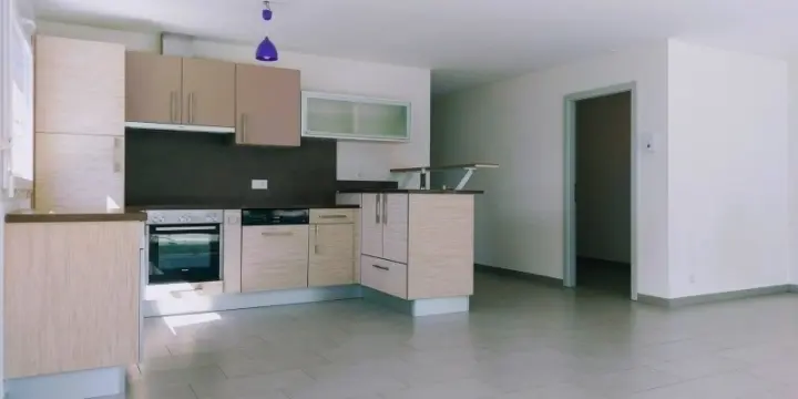 Urgent - libre de suite - appartement 4.