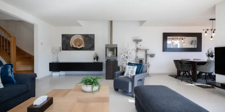 Exclusivité IMMO2Z : Belle villa mitoyenne familiale de 5.5 pièces