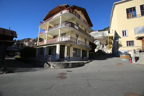 Immeuble de rendement 5.25%; Idéal pour investisseurs ! à Leysin