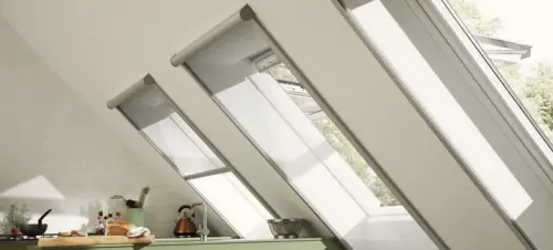 Stores intérieurs et volets roulants VELUX à La Sarraz
