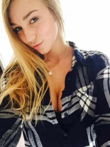 Belle femme sexy dicrete à Fribourg