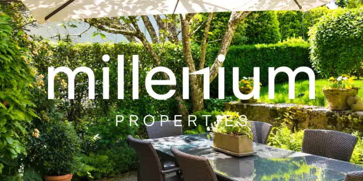 Appartement duplex de charme en rez-de-jardin au Château Barillet --Satigny