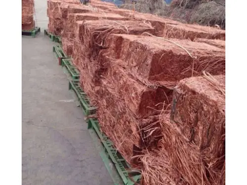8000 Tonnes de cables dénudés et cathodes à paris