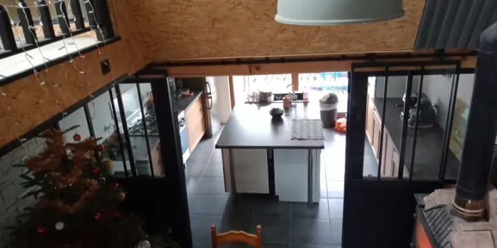 Vends maison 250 M2 2 appartements